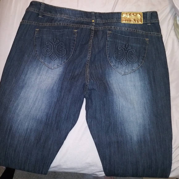 Plus size Dereon jeans size 24 - Picture 2 of 2
